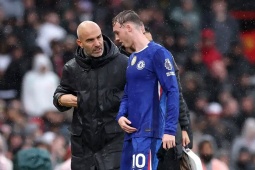 Tin mới nhất bóng đá trưa 28/12: HLV Maresca phản ứng gì vụ Palmer tức khi bị thay ra?