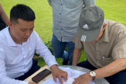 Bị chê 'gàn dở', giám đốc ở Hà Nội vẫn chi nửa tỷ đồng mua lô đất mộ 20m²