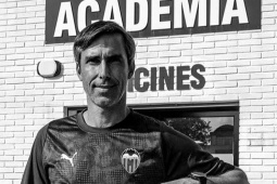 Tin mới nhất bóng đá chiều 28/12: HLV của Valencia tử nạn ở Indonesia