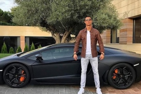 Bộ sưu tập siêu xe đồ sộ của Cristiano Ronaldo