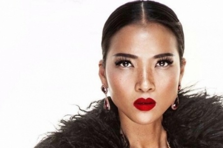 'Gái nhảy' Bằng Lăng: Ở biệt thự 5.000m2, hết lòng phụng sự chồng Tây và các con