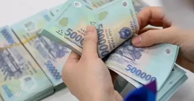 Đi làm dịp Tết Dương lịch được hưởng lương thưởng ra sao?