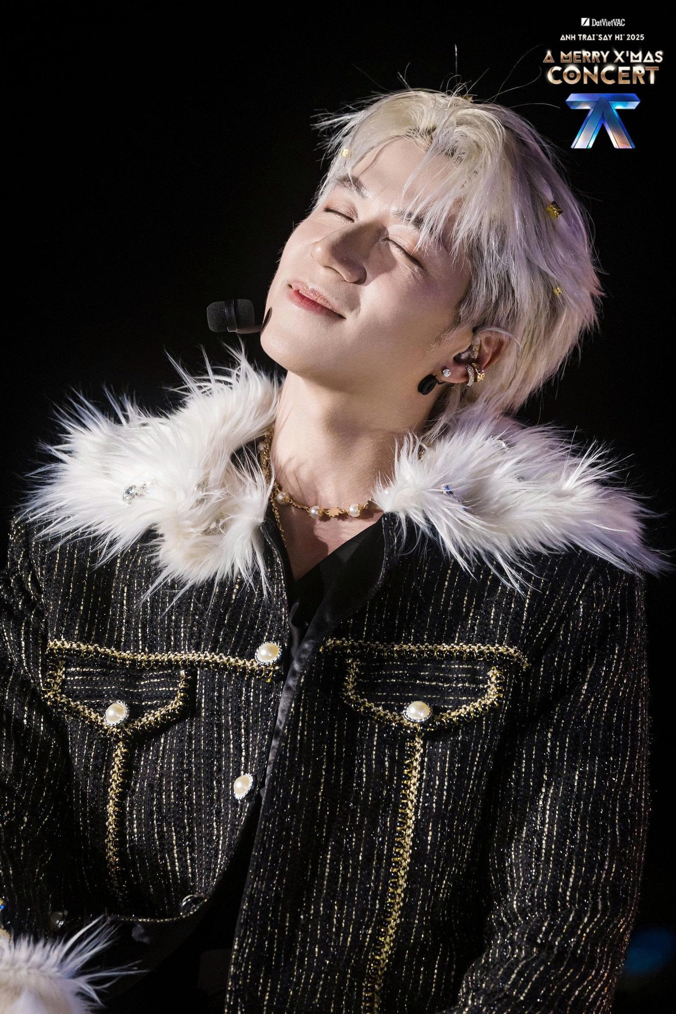 Hàng chục nghìn người đi xem 30 anh trai và các em xinh - 7