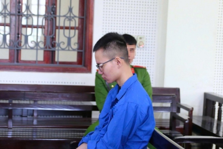 Bị cáo Phạm Việt Tú tại tòa.