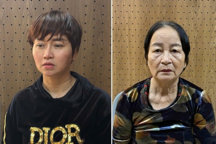 Hai mẹ con Thu tại cơ quan công an. Ảnh: CACC