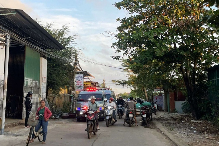 Cháu bé sống sót trong vụ cháy nhà khiến 4 người tử vong ở thôn Đoàn Kết, xã Hòa Phú, tỉnh Đắk Lắk đã được chuyển vào Bệnh viện Nhi đồng 2 điều trị. Ảnh Công Nam