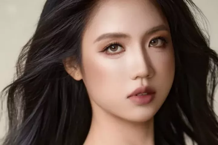 Hot girl tuyển nữ Trần Thị Duyên ‘đốt mắt’ với loạt ảnh chào tuổi 25