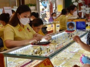 Giá vàng hôm nay 29-12: Biến động mạnh khi vừa mở cửa