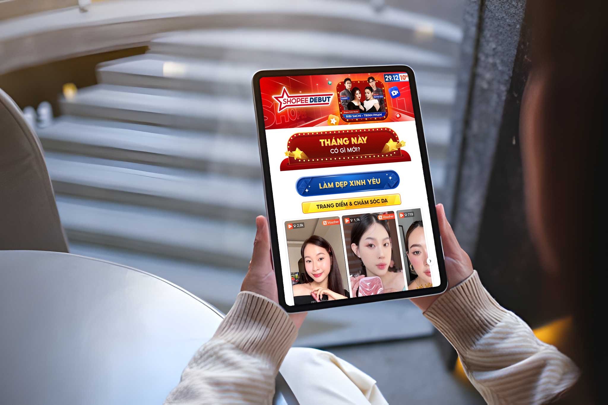 Shopee Debut đầu tư mạnh mẽ vào các phiên livestream và video trong tháng 12.