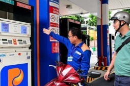 Giá xăng dầu hôm nay 29/12: Xăng dầu vực dậy sau chuỗi giảm sâu