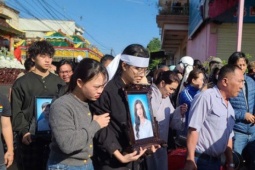 CLIP: Xúc động dòng người tiễn đưa 4 nạn nhân trong vụ cháy nhà