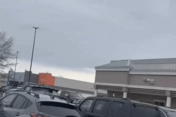 Mỹ: Hai trực thăng đâm nhau giữa không trung