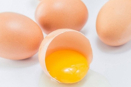 Bí mật sau những quả trứng ăn sống của người Nhật