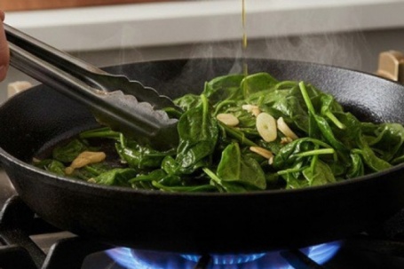 Cách chế biến cải bó xôi thành món ngon, tốt cho sức khỏe