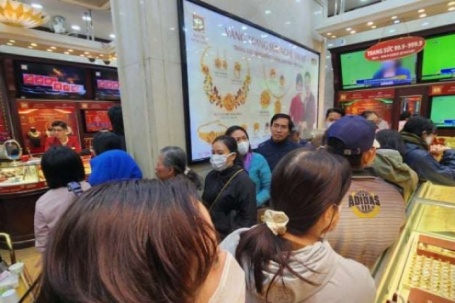 Giá vàng hôm nay (29/12): Vàng nhẫn tăng gần 5 triệu đồng/lượng trong 1 tuần, cầu tăng vọt