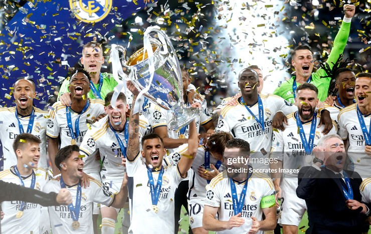 Giá như Carlo Ancelotti tiếp tục ở lại Bernabeu