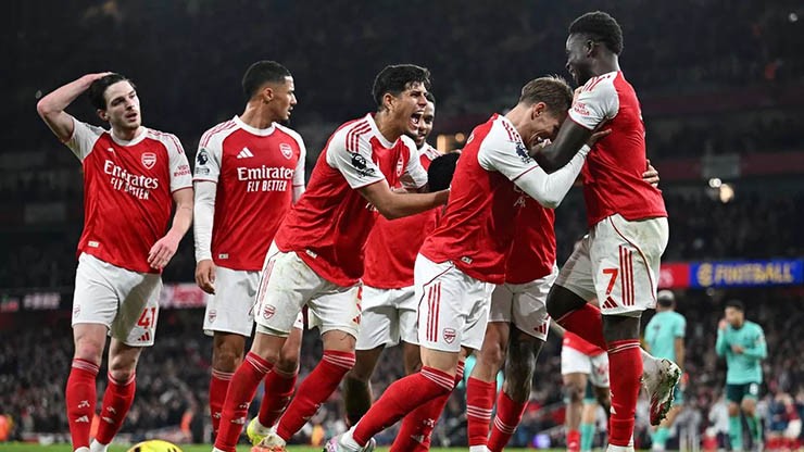 Arsenal vẫn giành những chiến thắng quan trọng