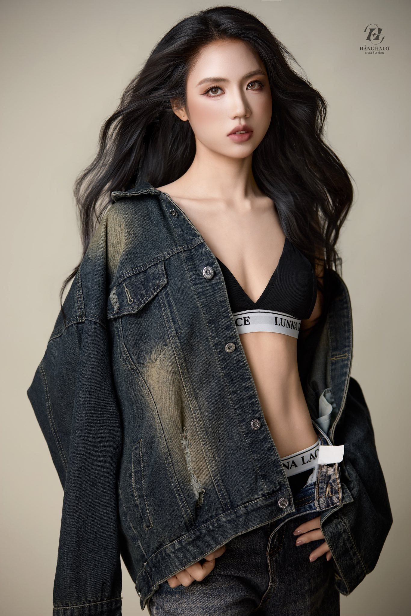 Bên cạnh những lời chúc mừng sinh nhật, hình ảnh mới của Trần Thị Duyên nhận được nhiều thiện cảm, đặc biệt từ những khán giả yêu mến bóng đá nữ.