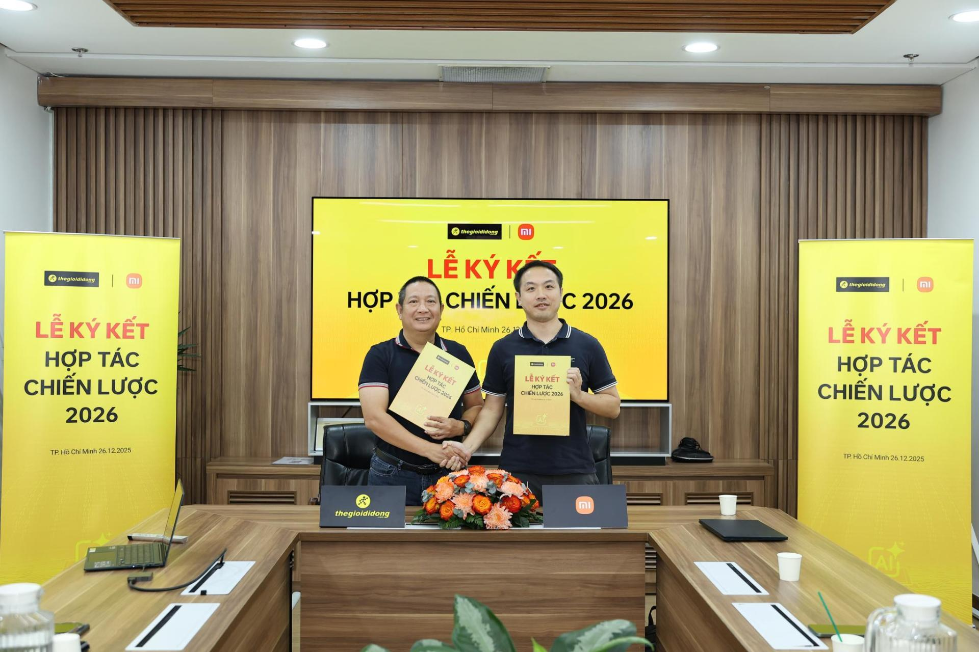 Lễ ký kết đánh dấu cam kết đồng hành lâu dài giữa Thế Giới Di Động và Xiaomi, hướng đến tăng trưởng bền vững và trải nghiệm khách hàng toàn diện