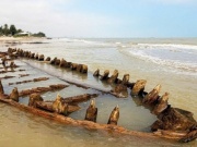 Cận cảnh tàu cổ hàng trăm năm tuổi nhiều lần xuất lộ rồi lại bồi lấp