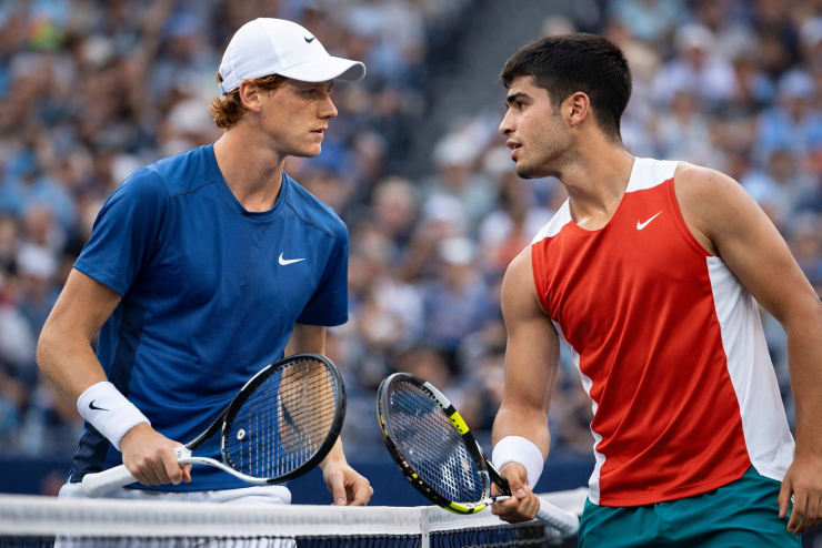 Jannik Sinner và Carlos Alcaraz. Ảnh: Chat GPT.