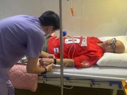 Tin Showbiz 24h: Ca sĩ Phan Đinh Tùng nhập viện cấp cứu, diễn viên Anh Đức tốt nghiệp lớp đạo diễn