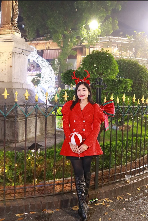 Nữ NSND quê Tuyên Quang tận hưởng không khí đón năm mới - 9