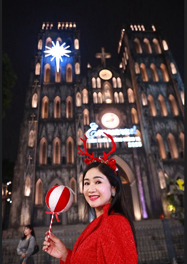 Nữ NSND quê Tuyên Quang tận hưởng không khí đón năm mới - 10