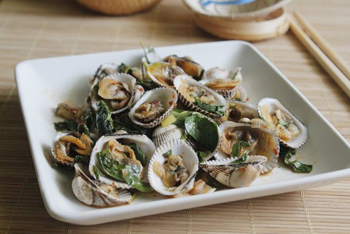 Bất ngờ với công dụng của 'loại rau gia vị' thường dùng trong bữa ăn - 5