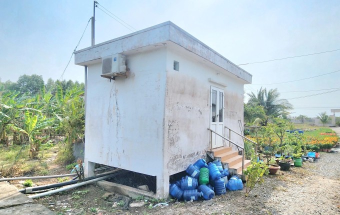 Trạm quan trắc nước mặt tự động tại phường Nhà Mát, TP Bạc Liêu cũ. Ảnh: Minh Phong