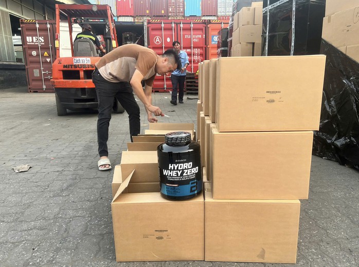 Công an TPHCM bắt Giám đốc Công ty Profit - 2