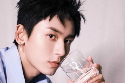 Nhan sắc gây tranh luận của 'mỹ nam đẹp nhất thế giới' Trương Triết Hạn