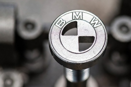 BMW đăng ký ốc độc quyền để chặn việc sửa xe ở bên ngoài