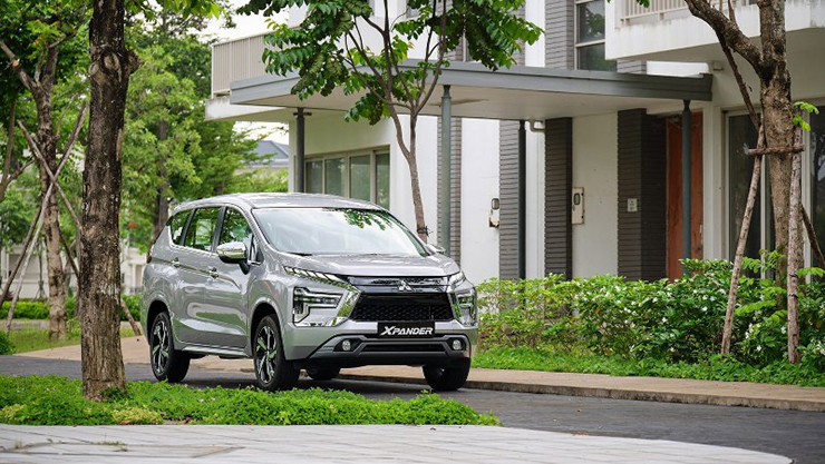 Giá xe Mitsubishi Xpander tháng 12/2025, ưu đãi 100% phí trước bạ - 2