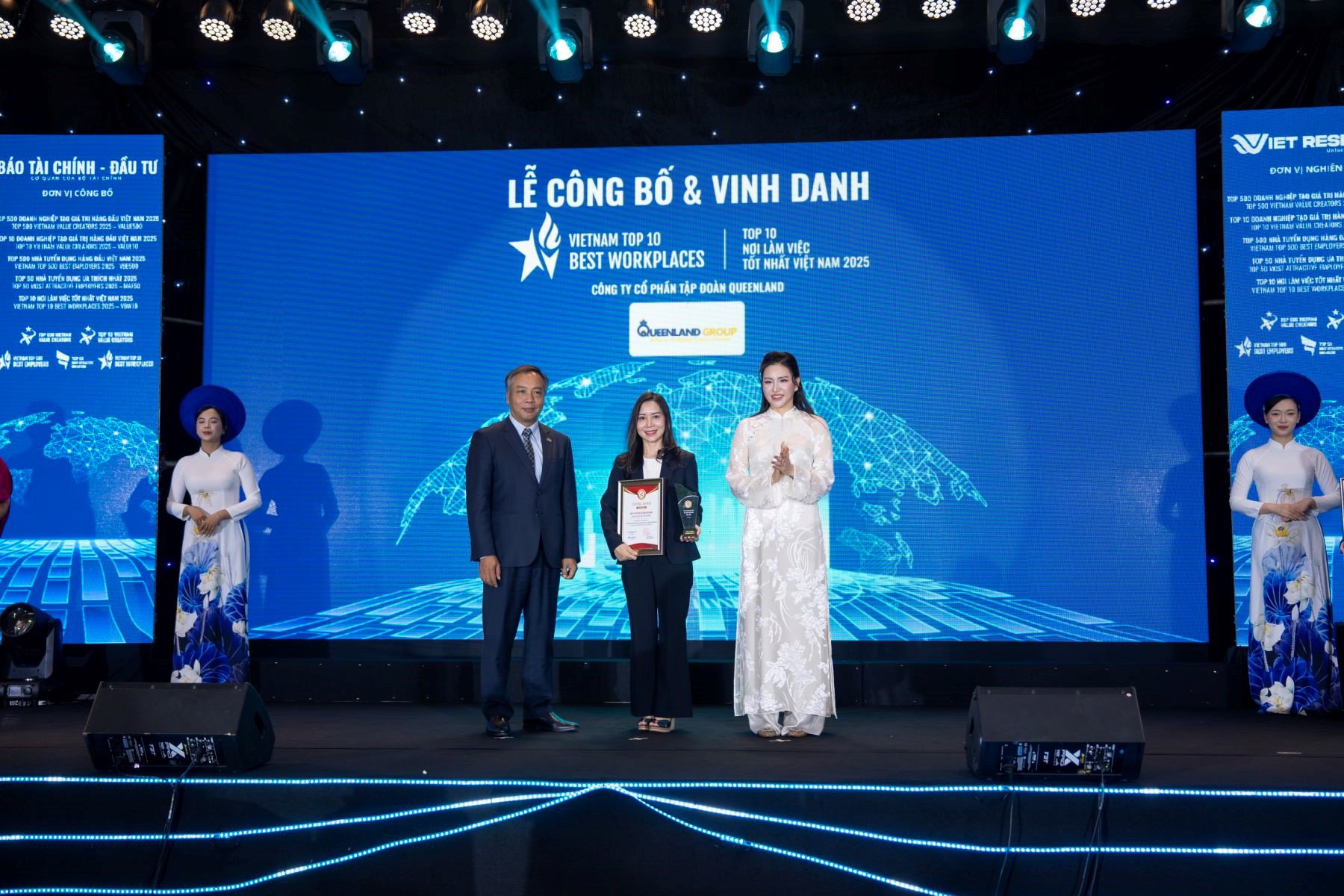 QueenLand Group nhận giải thưởng Top 10 Nơi làm việc tốt nhất Việt Nam 2025