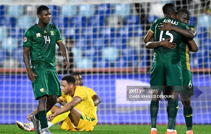 Video bóng đá Zimbabwe - Nam Phi: Rượt đuổi 5 bàn kinh điển (CAN Cup) - 1