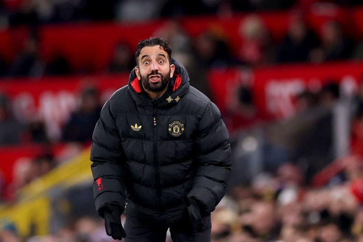 HLV Amorim không còn ưu tiên sử dụng sơ đồ có 3 trung vệ