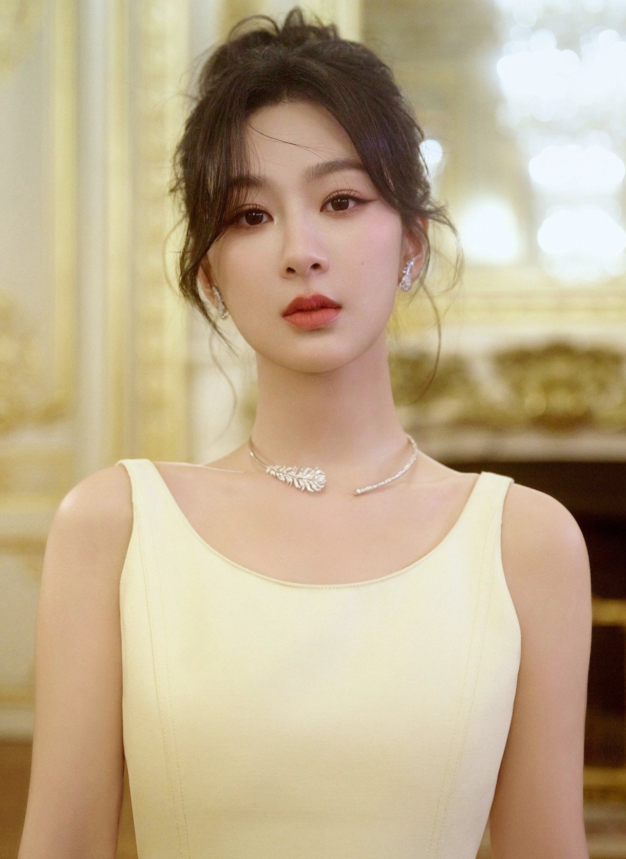 Tân Chỉ Lôi, Tống Giai, Tiêu Chiến, Dương Tử có tác phẩm thành công nhất năm