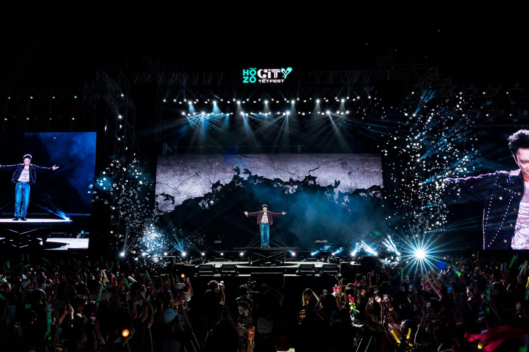 Chính sức hút liên tiếp từ các đêm nhạc đã biến HOZO CITY TẾT FEST thành tọa độ phải đến ngay lúc này.