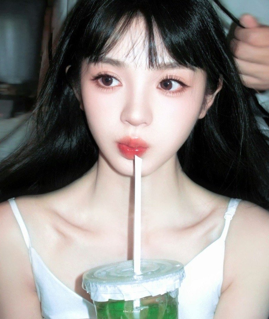 Điền Hi Vi vào top gương mặt đẹp nhất thế giới theo TC Candler.