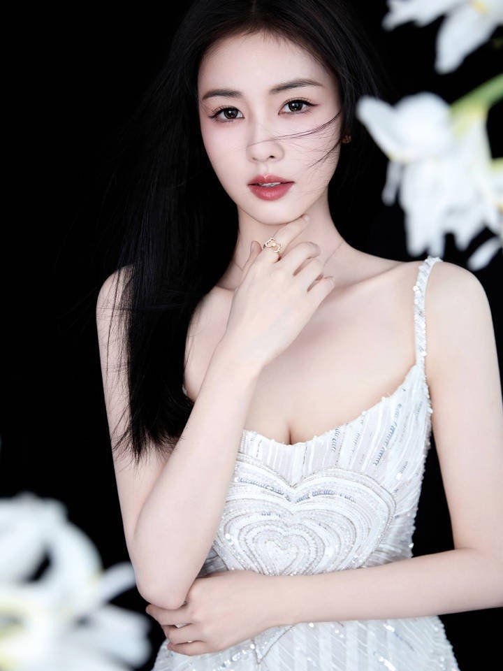 Bạch Lộc ngày càng đẹp.