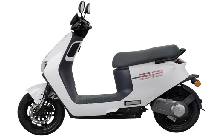 Xe máy điện giá rẻ gây sốt với trang bị hiện đại, đi tới trăm km mỗi lần sạc - 3