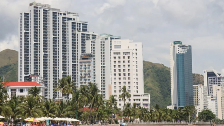 Dự án tổ hợp công trình hỗn hợp khách sạn, dịch vụ và chung cư ở phường Bắc Nha Trang. Ảnh: Xuân Khoát.