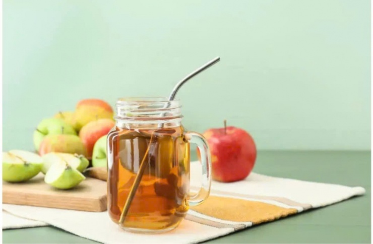 Acid acetic trong giấm táo có khả năng ức chế sự tích tụ mỡ thừa.