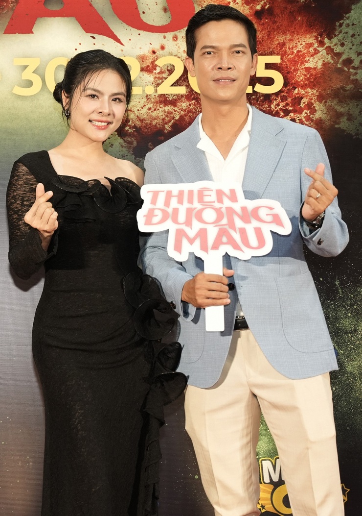 Vân Trang chúc mừng Sỹ Toàn 'lột xác' với hình ảnh gã giang hồ máu lạnh cục súc trên màn ảnh rộng.