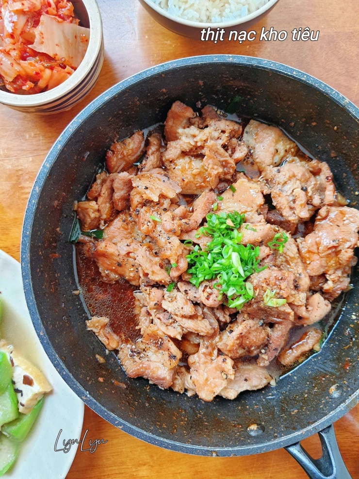 Loại thịt dân dã nhất, rẻ hơn thịt bò, dễ ăn hơn thịt cừu, kho kiểu này đánh vèo cả nồi cơm - 2