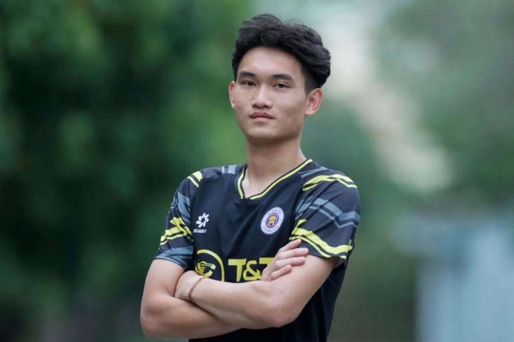 Phạm Đình Hải - Thủ môn 19 tuổi cao 1m85 được gọi bổ sung cho U23 Việt Nam, là ai? - 1