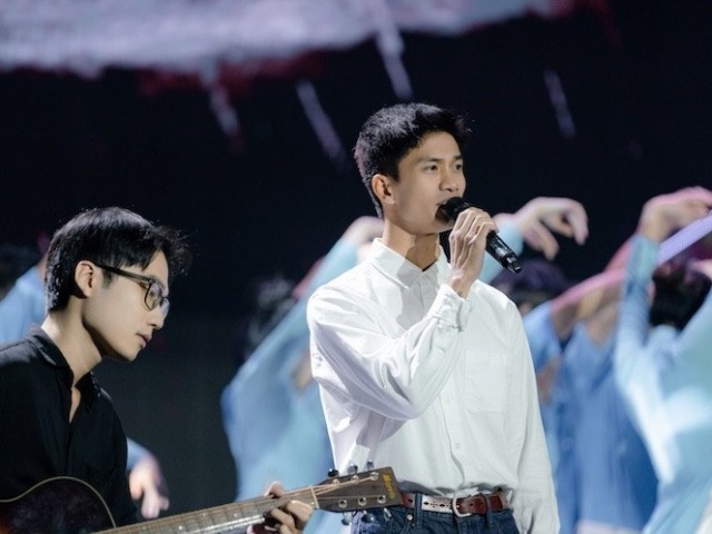 NSND Thu Huyền cùng Tùng Dương, Nguyễn Hùng hát chào năm mới trên VTV