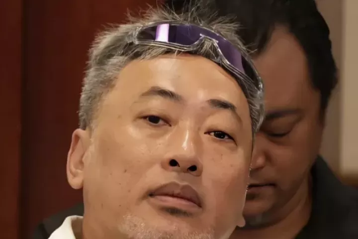 Đạo diễn Nguyễn Quang Dũng xin lỗi