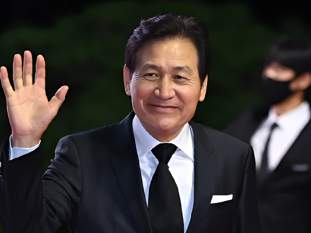 Tài tử Ahn Sung Ki ngưng tim